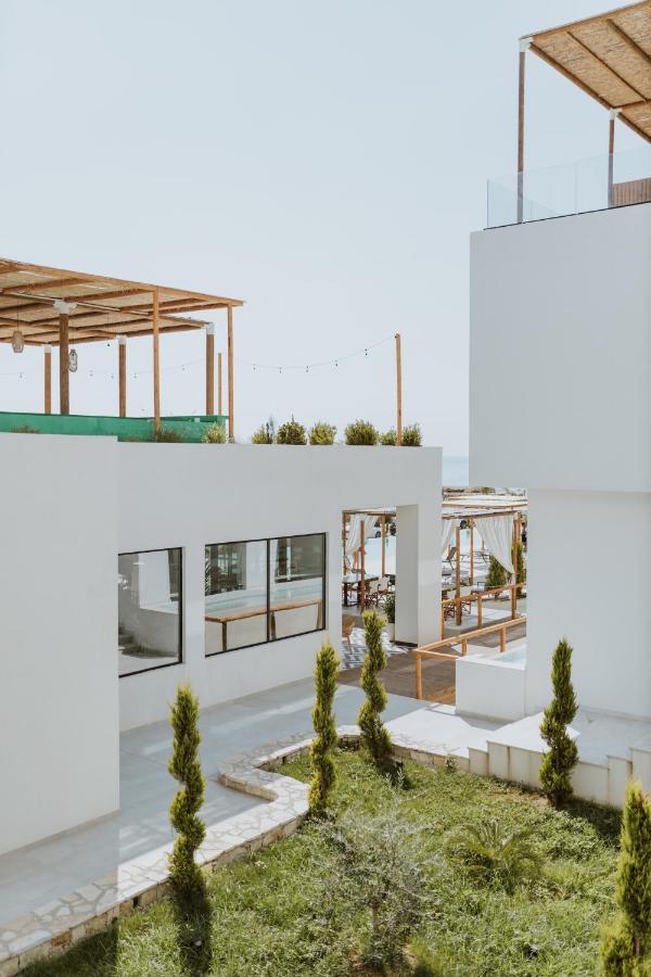 Hotel Abonora Drymades Dhërmi